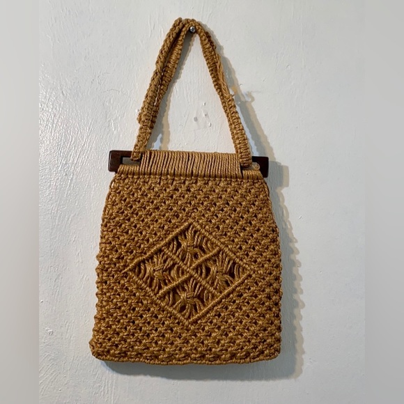 Vtg 70s handmade Boho Raffia bag.Beautiful unique bag.There is damage on strap. - Picture 3 of 10